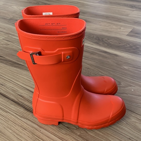 Hunter Original Short Matte Rain boots in orange - Picture 1 of 7